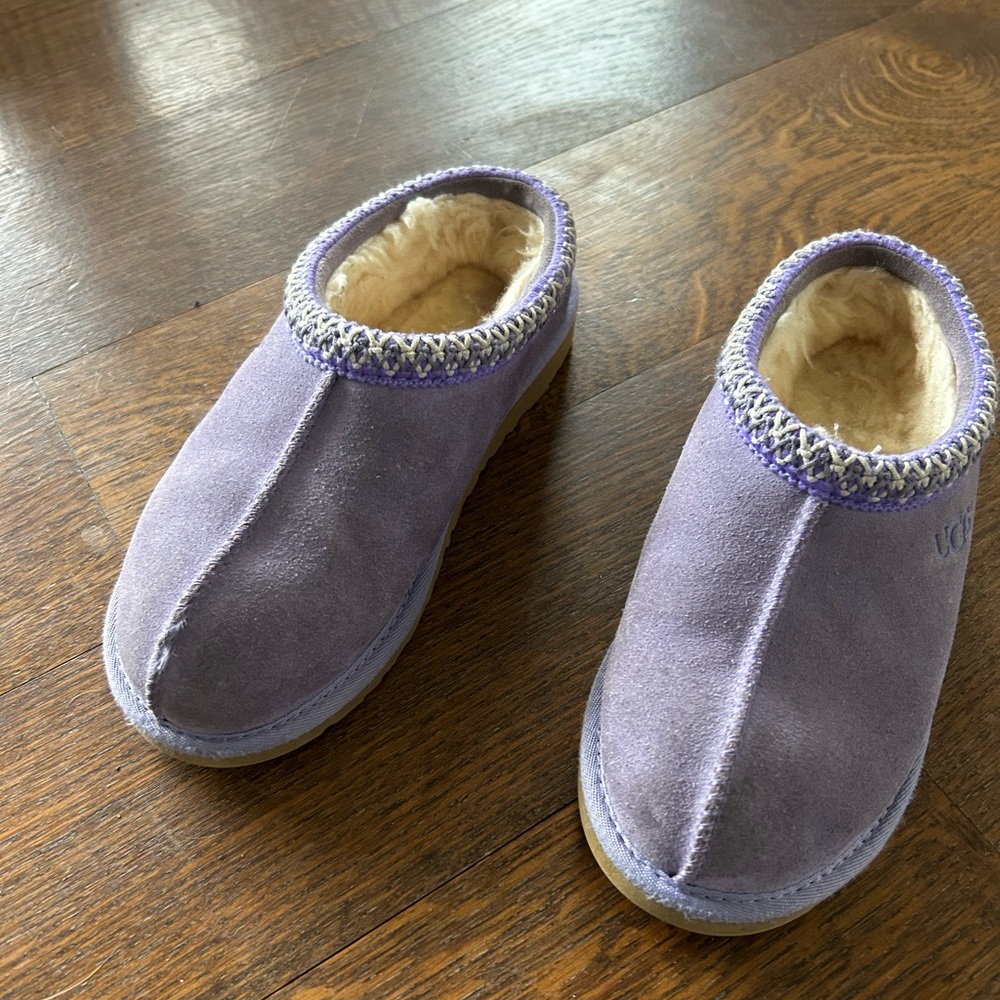 Ugg Tasman kids size 2 Purple